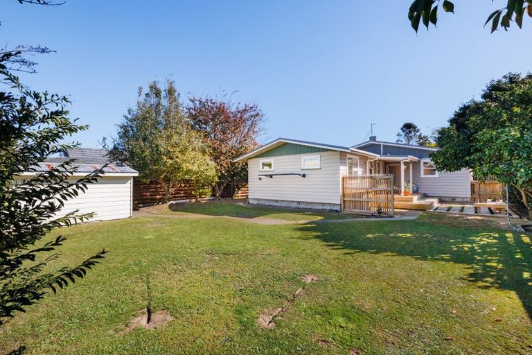 Photo of property in 64 Long Melford Road, Awapuni, Palmerston North, 4412