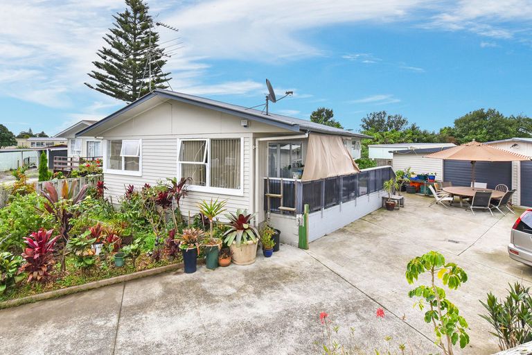 Photo of property in 9 Chisholm Place, Mangere East, Auckland, 2024
