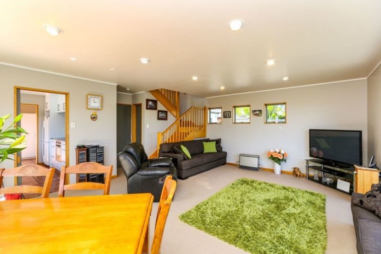 Photo of property in 11c Redwood Crescent, Hurdon, New Plymouth, 4310
