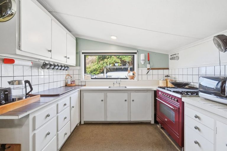 Photo of property in 715 Bluff Highway, Clifton, Invercargill, 9877