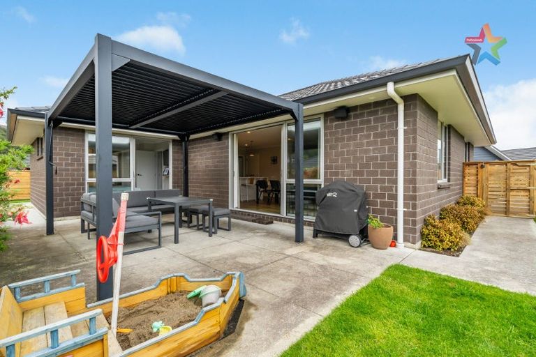 Photo of property in 8 Te Punga Road, Wallaceville, Upper Hutt, 5018