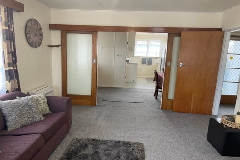 Photo of property in 11 Bledisloe Street, Solway, Masterton, 5810