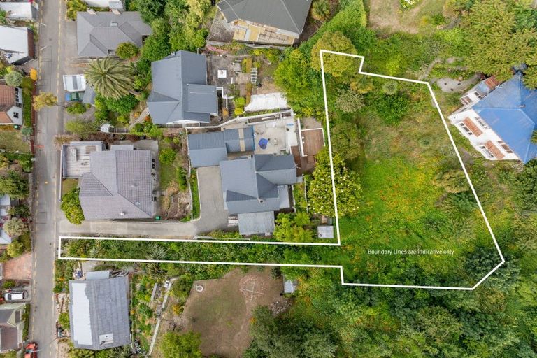 Photo of property in 12 Brewster Street, Bluff Hill, Napier, 4110