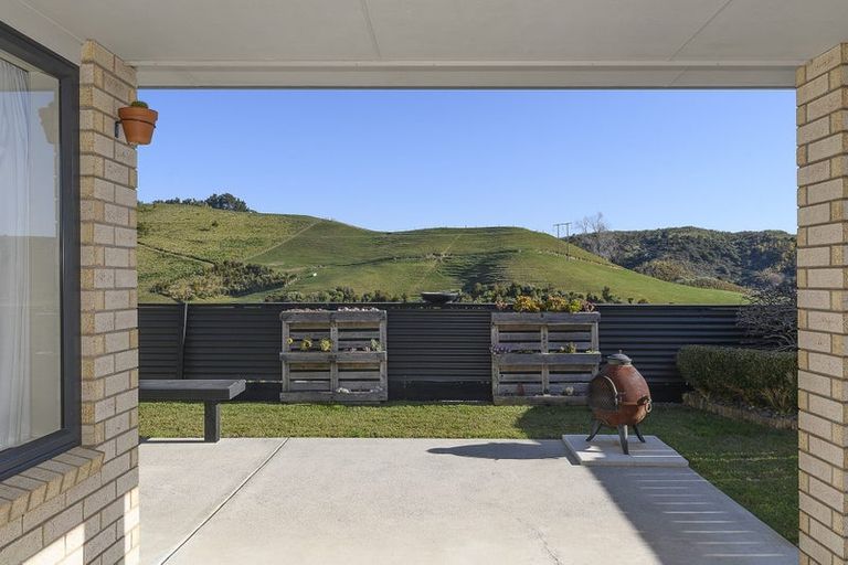 Photo of property in 3 Gina Way, Welcome Bay, Tauranga, 3112