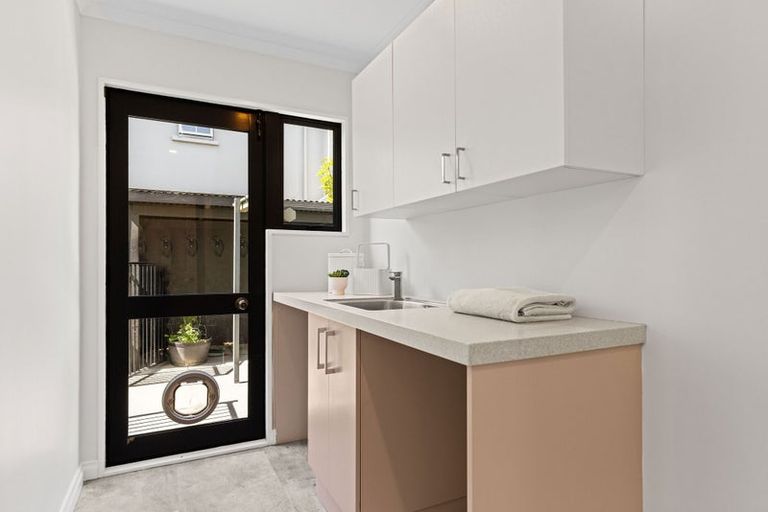 Photo of property in 4 Jane Deans Close, Riccarton, Christchurch, 8011