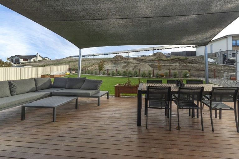 Photo of property in 21 Missy Crescent, Mount Pisa, Cromwell, 9383