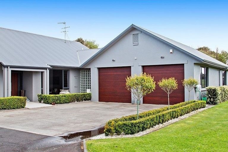 Photo of property in 5 Gleaming Place, Waiuku, 2123