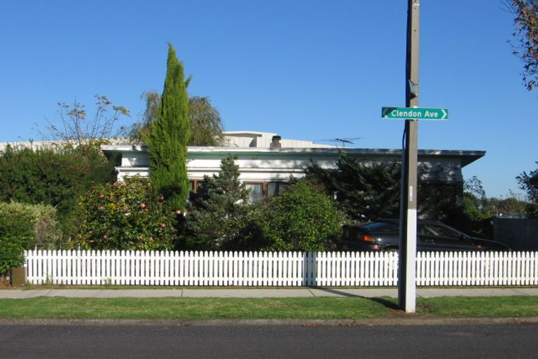 Photo of property in 25 Clendon Avenue, Papatoetoe, Auckland, 2025