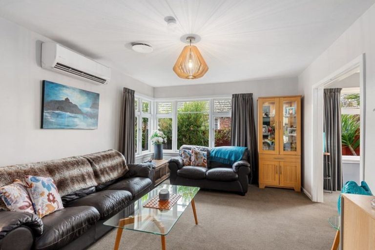 Photo of property in 1/11 Harris Crescent, Papanui, Christchurch, 8053