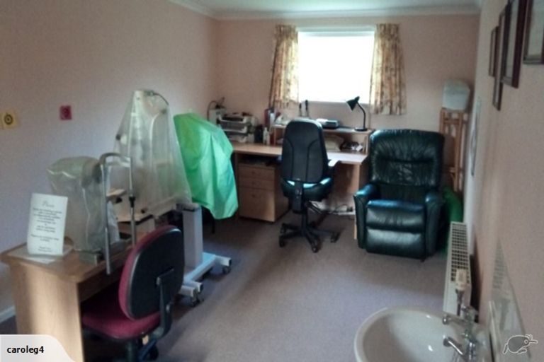 Photo of property in 147 Gala Street, Queens Park, Invercargill, 9810