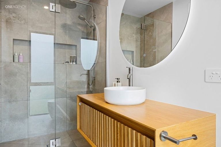 Photo of property in 46 Mcquillan Avenue, Woodend, 7610