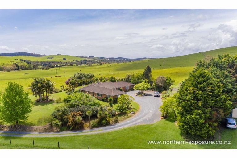 Photo of property in 621b Puketona Road, Haruru, 0204