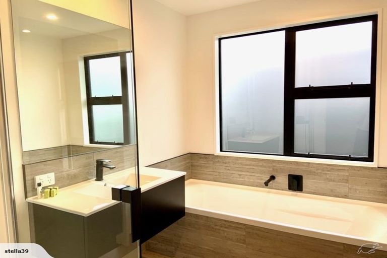 Photo of property in 29 Edwin Ebbett Place, Wigram, Christchurch, 8025