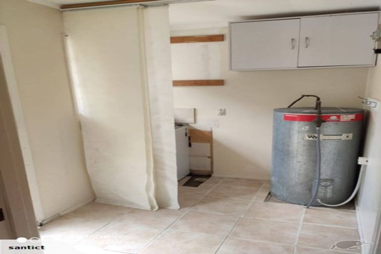 Photo of property in 20 Wilkinson Way, Browns Bay, Auckland, 0630