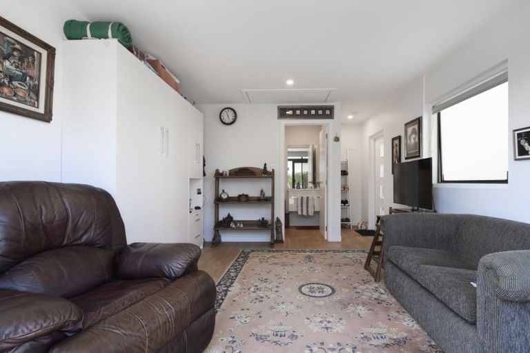 Photo of property in 5b Stratford Place, Otumoetai, Tauranga, 3110