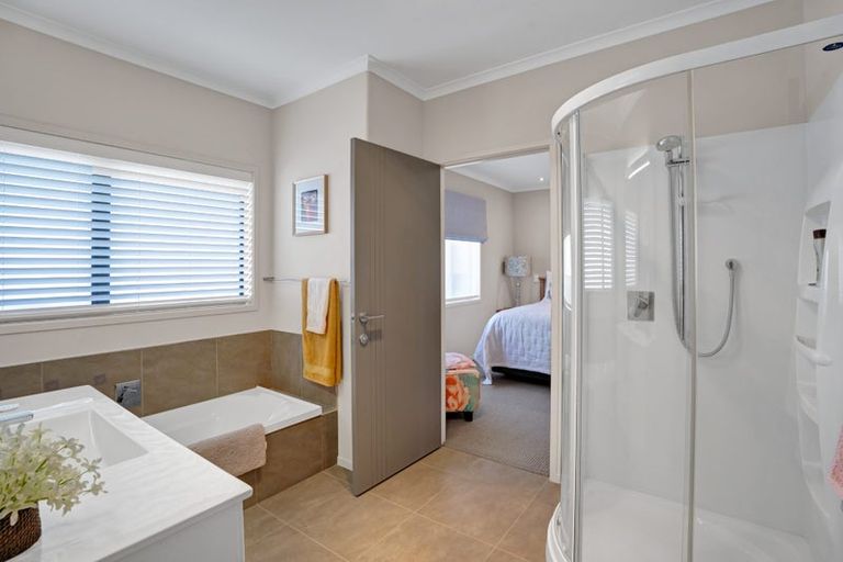 Photo of property in 59 Lismore Street, Merrilands, New Plymouth, 4312
