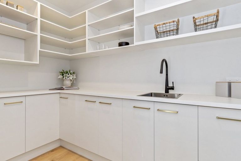 Photo of property in 37 Colpoma Close, Papamoa Beach, Papamoa, 3118