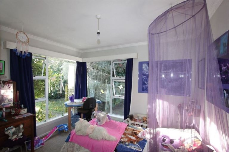 Photo of property in 22 Flower Street, Bryndwr, Christchurch, 8053