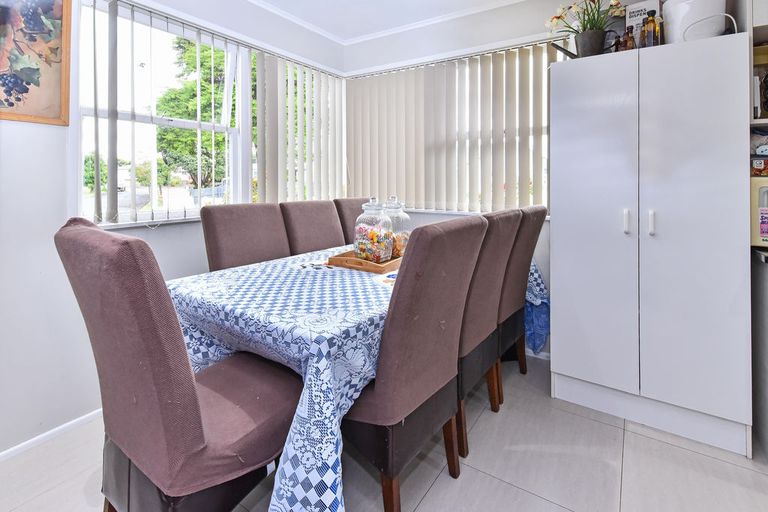 Photo of property in 9 Chisholm Place, Mangere East, Auckland, 2024