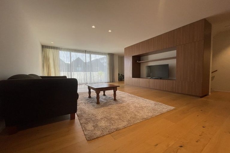 Photo of property in 7 Jean Caldwell Way, Island Bay, Wellington, 6023