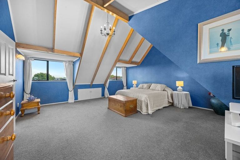 Photo of property in 13 Glucina Avenue, West Harbour, Auckland, 0618