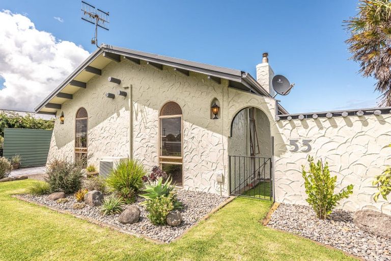 Photo of property in 53 Hinau Street, Castlecliff, Whanganui, 4501