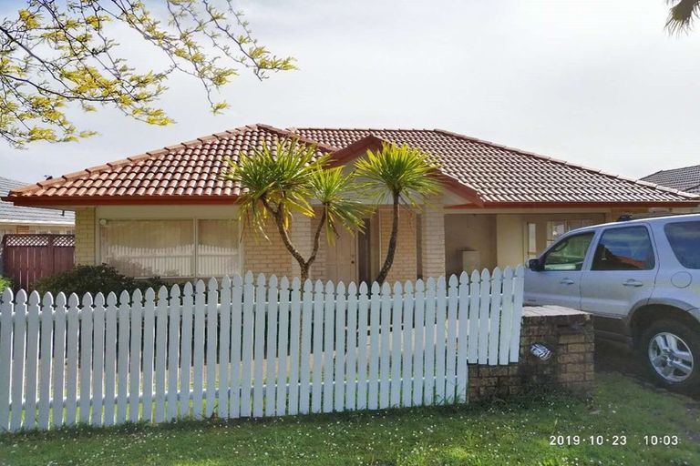 Photo of property in 256 Cascades Road, Botany Downs, Auckland, 2010