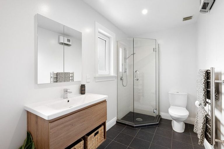 Photo of property in 11 Lloyd Street, Strowan, Christchurch, 8052