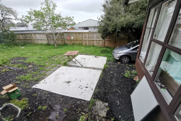 Photo of property in 103 Ennis Avenue, Pakuranga Heights, Auckland, 2010