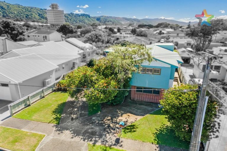 Photo of property in 27 Holyoake Crescent, Avalon, Lower Hutt, 5011