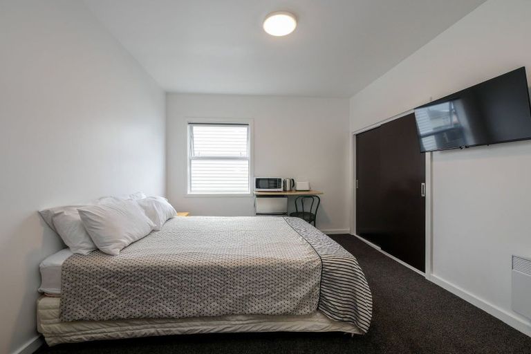 Photo of property in 274 Oxford Street, South Dunedin, Dunedin, 9012