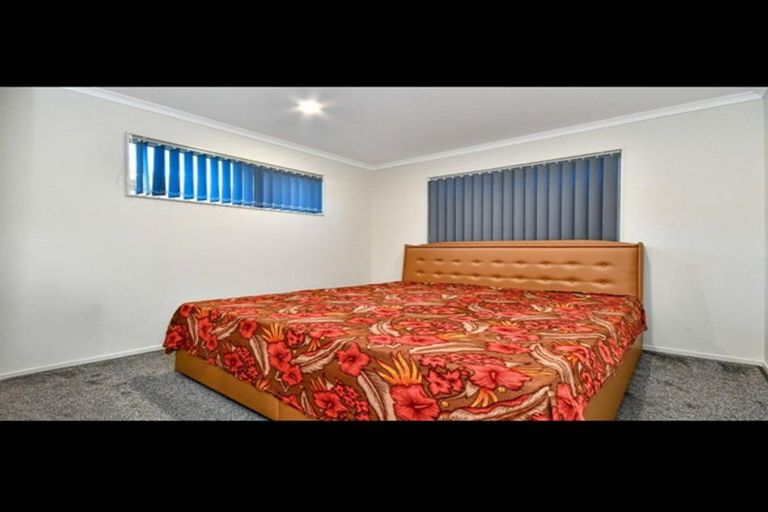 Photo of property in 18 Sapwood Crescent, Takanini, 2110