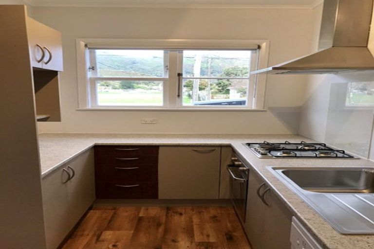 Photo of property in 223 Naenae Road, Naenae, Lower Hutt, 5011