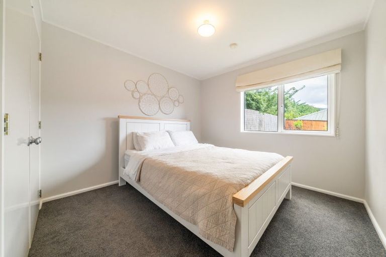 Photo of property in 7 Carlow Grove, Birchville, Upper Hutt, 5018