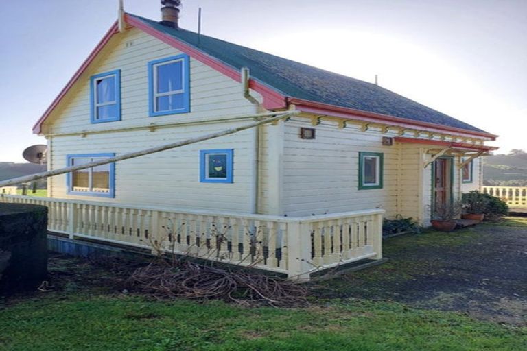 Photo of property in 277 Wortley Road, Waiongana, New Plymouth, 4373