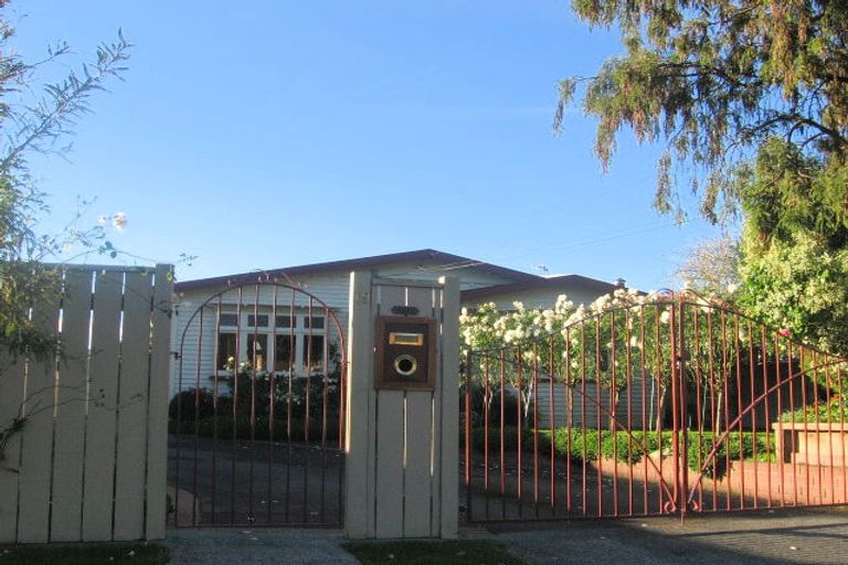 Photo of property in 19 Burnside Street, Waterloo, Lower Hutt, 5011