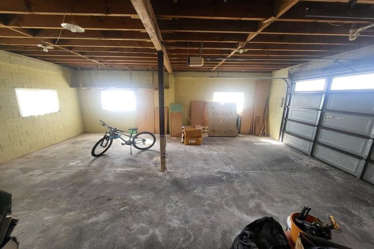 Photo of property in 5 Elizabeth Place, Mairangi Bay, Auckland, 0630