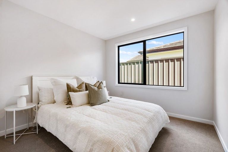 Photo of property in 96 Eriksen Road, Te Awa, Napier, 4110