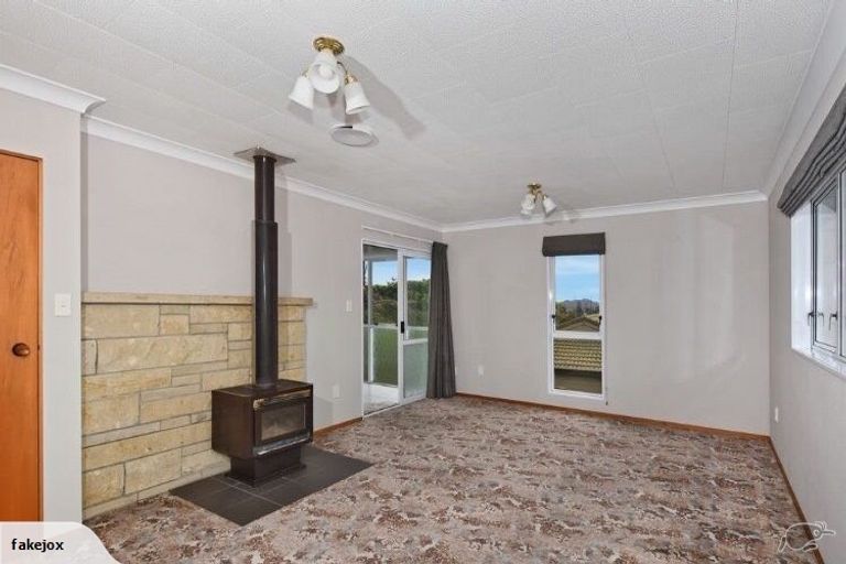 Photo of property in 212 Fairway Drive, Te Kamo, Whangarei, 0112