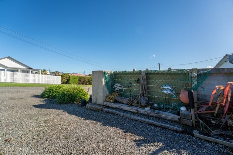 Photo of property in 17 Anderson Street, Kakanui, Oamaru, 9495
