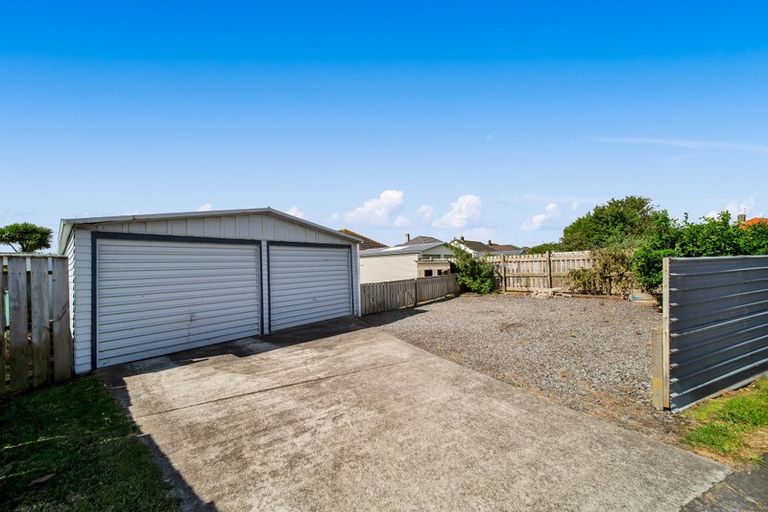 Photo of property in 287 South Road, Hawera, 4610