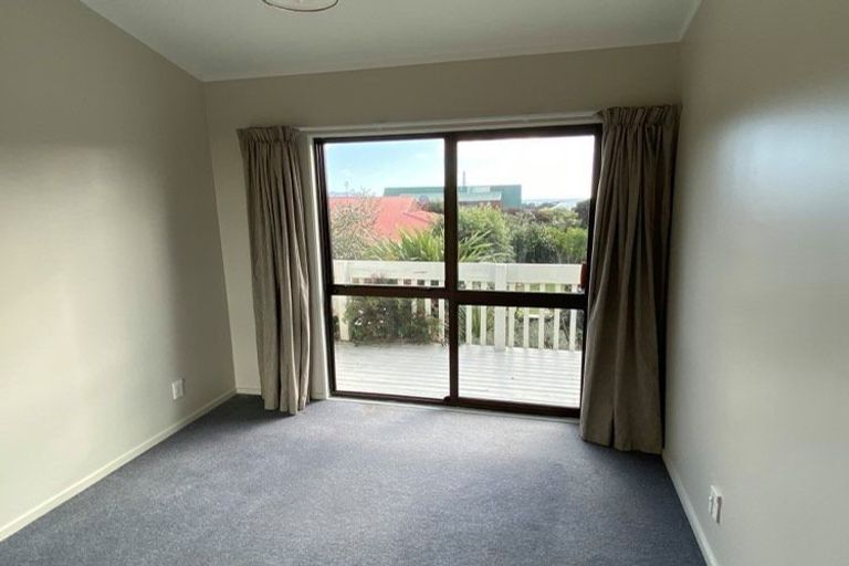 Photo of property in 48 Hicks Crescent, Waikanae Beach, Waikanae, 5036