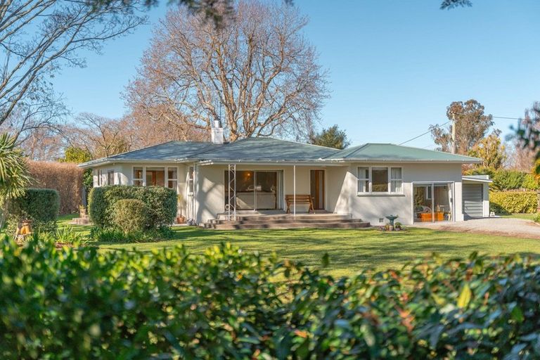 Photo of property in 73 Park Road, Carterton, 5713