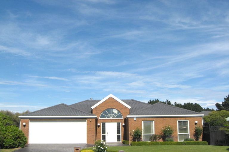 Photo of property in 27 Aston Drive, Waimairi Beach, Christchurch, 8083