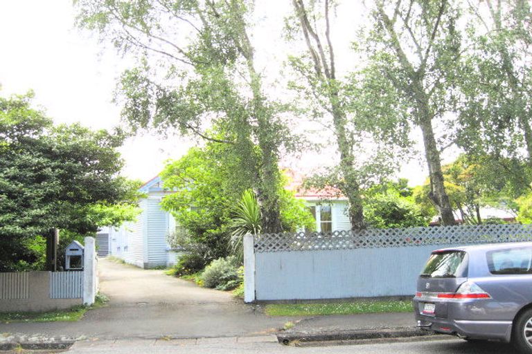 Photo of property in 31 Locarno Street, Opawa, Christchurch, 8023