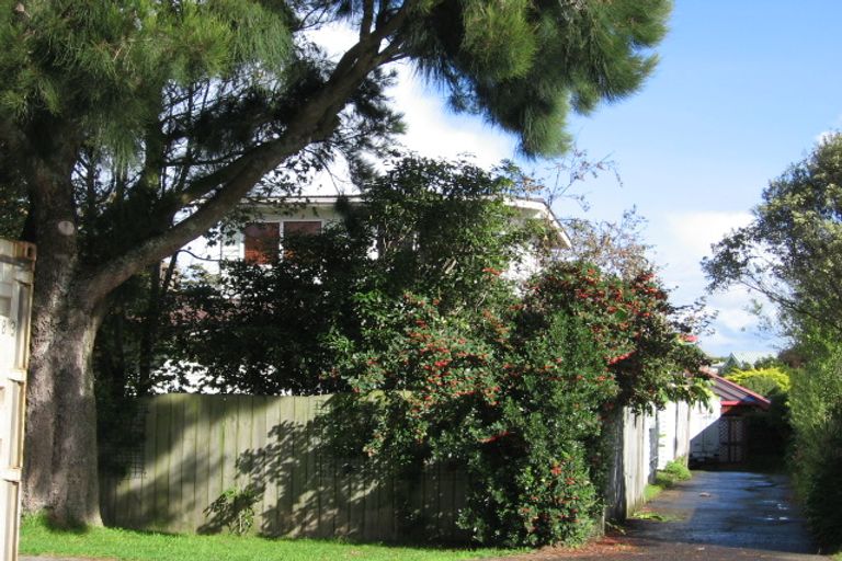 Photo of property in 1/57 Clovelly Road, Bucklands Beach, Auckland, 2012
