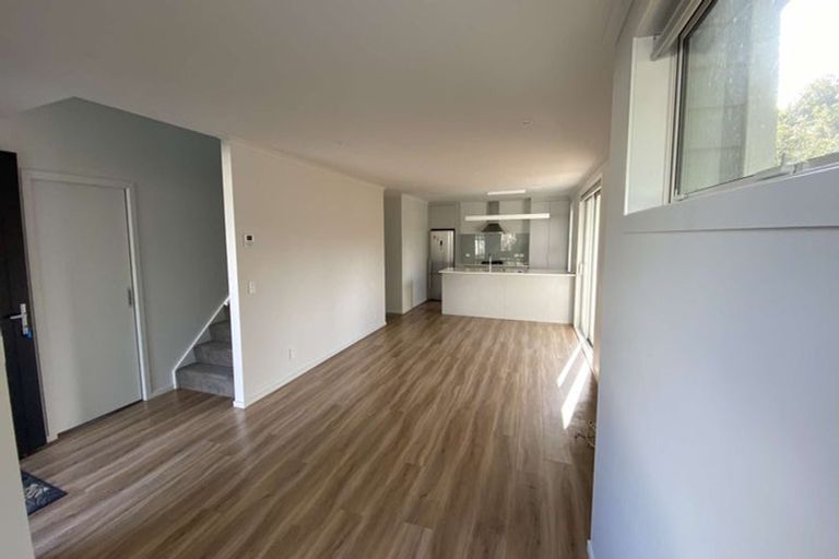 Photo of property in 67c Randwick Crescent, Moera, Lower Hutt, 5010