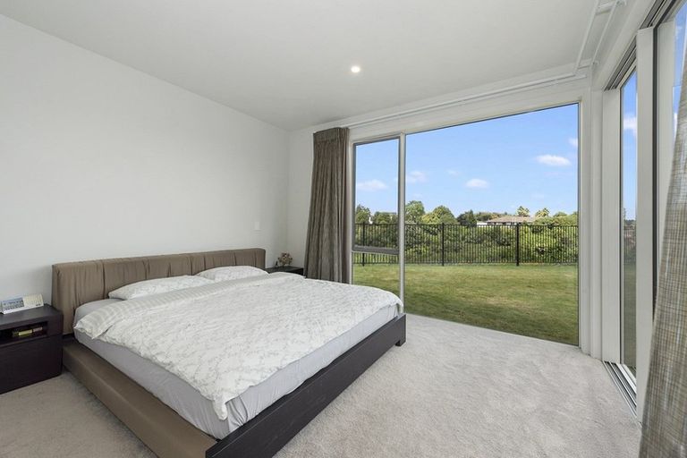 Photo of property in 33 Roy Hilton Drive, Flagstaff, Hamilton, 3210