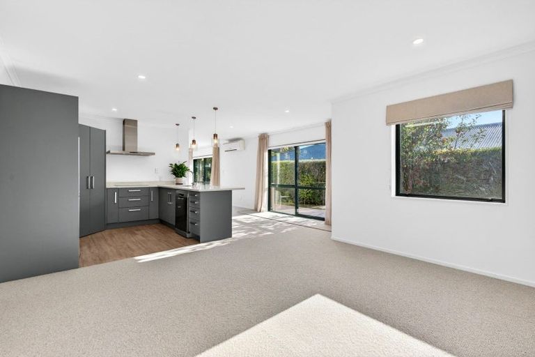 Photo of property in 50 Frederick Street, Carterton, 5713