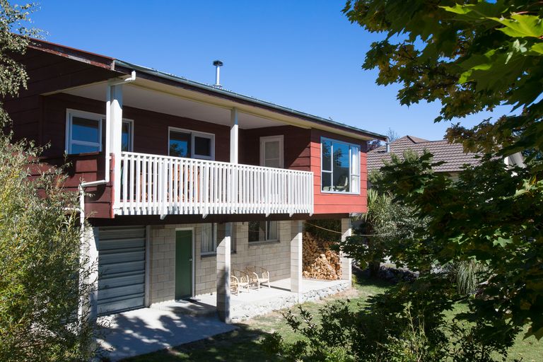 Photo of property in 25 Scott Street, Lake Tekapo, 7999